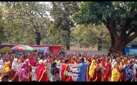 ଭାରତୀୟ ମଜଦୂର ସଂଘ କନ୍ଧମାଳ ପକ୍ଷରୁ ଶୋଭାଯାତ୍ରା ଓ ଛଅ ଦଫା ଦାବୀ ନେଇ ପ୍ରଧାନମନ୍ତ୍ରୀଙ୍କ ଉଦ୍ଦେଶ୍ୟରେ ଦାବିପତ୍ର ପ୍ରଦାନ।