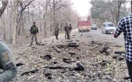 ବିଜାପୁର ଜିଲ୍ଲାରେ ଲେଣ୍ଡମାଇନ ବିସ୍ଫୋରଣ  .