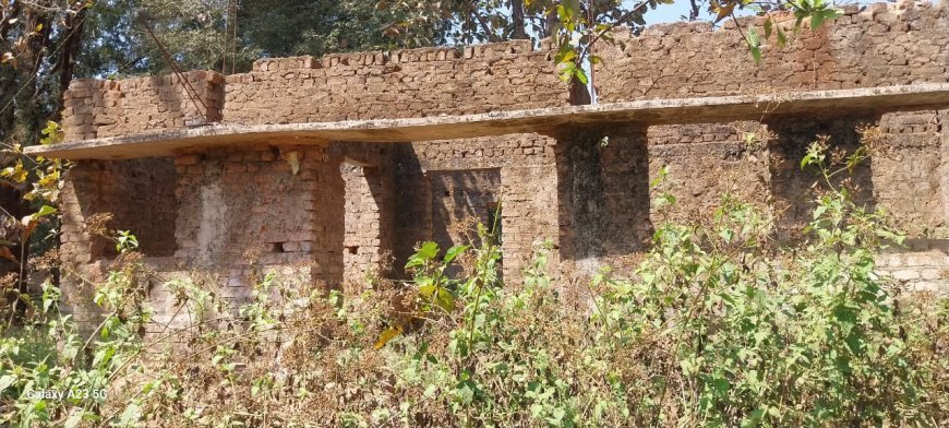 ଅସମ୍ପୂର୍ଣ୍ଣ ଅଙ୍ଗନବାଡି କୋଠା,ଭଡା ଘରେ ଚାଲିଛି ପ୍ରାକ୍‌ଶିକ୍ଷା ।
