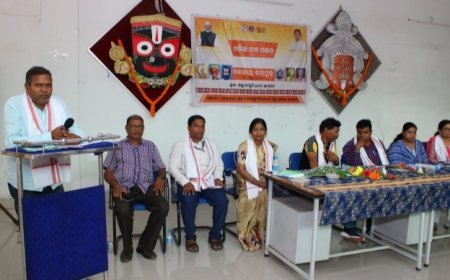 ସଂସ୍କୃତି ଅଧିକାରୀ ସୁଶ୍ରୀ ସୁସ୍ମିତା ଓଡ଼ିଆ ବରପୁତ୍ର ସଭ୍ୟତାର କୁପ୍ରଭାବ ବିଷୟରେ ଆଲୋଚନା .