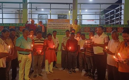 କାଶ୍ମୀରରେ ଆତଙ୍କବାଦୀ ଆକ୍ରମଣରେ ପ୍ରାଣ ହରାଇ ଥିବା ଭାରତୀୟ ପର୍ଯ୍ୟଟନଙ୍କ ପ୍ରତି ଗଭୀର ଶ୍ରଦ୍ଧାଞ୍ଜଳି ଜଣାଇଲା ନାଗରିକ ମଞ୍ଚ .