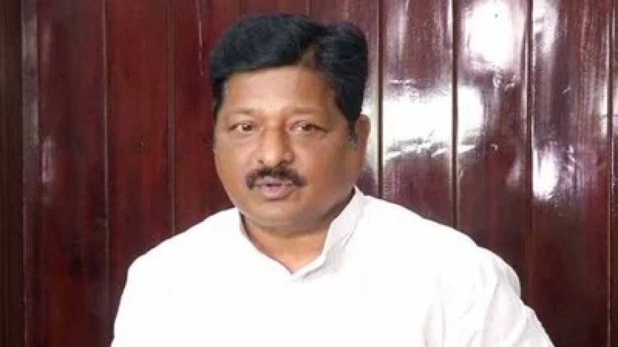 ସସ୍ମିତଙ୍କ ପ୍ରତି ଆକ୍ସନ ହେଉ...