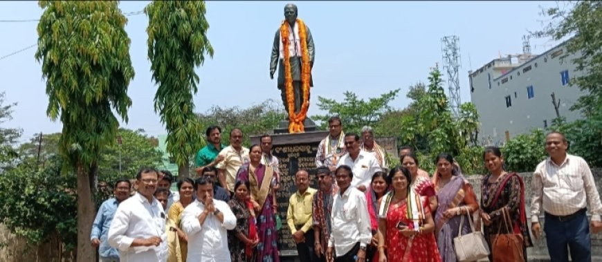 ପୂର୍ବତନ ବିଧାୟକ ବଂଶୀଧର ସାହୁଙ୍କ ସ୍ମୃତିରେ ୩୨ତମ ବିଷୁବ ମିଳନ ଓ ରାଜ୍ୟ ସ୍ତରୀୟ କବିତା ପାଠୋତ୍ସବ ପାଳିତ।