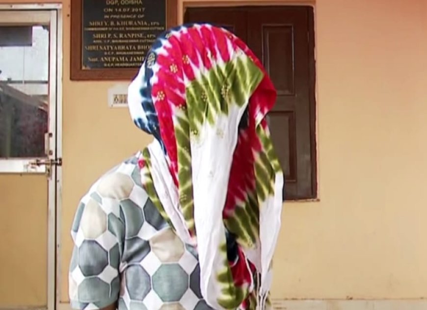 ଏସିଡ୍‌_ଆଟାକ୍‌_ଉଦ୍ୟମ, ଯୁବକ_କାବୁ -ଭୁବନେଶ୍ବରରେ ଯୁବତୀଙ୍କୁ ଏସିଡ୍‌ ଫିଙ୍ଗିବା ଉଦ୍ୟମ.