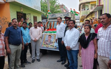 ବଗିଚାସାହି ଠାରେ ମୃତ ଯବାନଙ୍କ ଶେଷ ଦର୍ଶନ କରି ଶ୍ରଦ୍ଧାଞ୍ଜଳି ଅର୍ପଣ କଲେ ବୌଦ୍ଧ ବିଧାୟକ ଓ ଜିଲ୍ଲାପାଳ  .