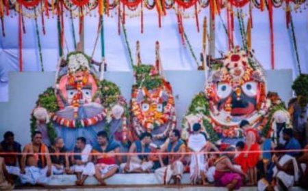 ବୌଦ୍ଧରେ ତିନି ଠାକୁରଙ୍କ ସ୍ନାନ ପୂର୍ଣ୍ଣିମା