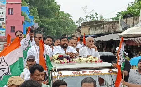 କନ୍ଧମାଳରେ କଂଗ୍ରେସର ସମ୍ବିଧାନ ବଞ୍ଚାଅ ସମାବେଶ, ସହର ପରିକ୍ରମା କଲା ରାଲି .