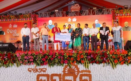  ସ୍ଥାନୀୟ କରୋନେସନ୍ ପଡ଼ିଆ, ଫୁଲବାଣୀ ଠାରେ ଆୟୋଜିତ .