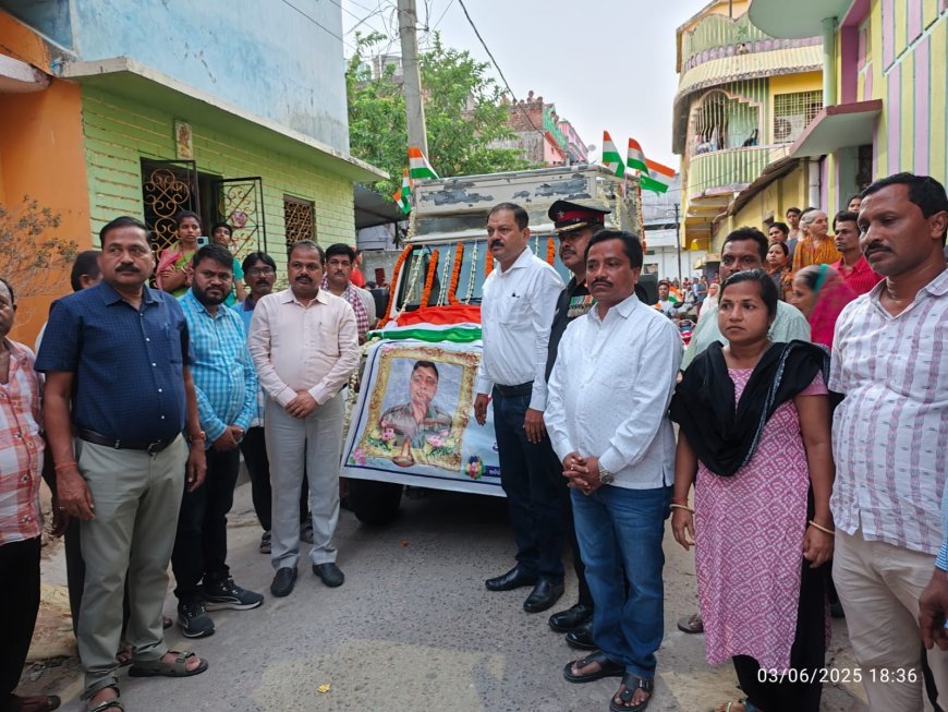 ବଗିଚାସାହି ଠାରେ ମୃତ ଯବାନଙ୍କ ଶେଷ ଦର୍ଶନ କରି ଶ୍ରଦ୍ଧାଞ୍ଜଳି ଅର୍ପଣ କଲେ ବୌଦ୍ଧ ବିଧାୟକ ଓ ଜିଲ୍ଲାପାଳ .