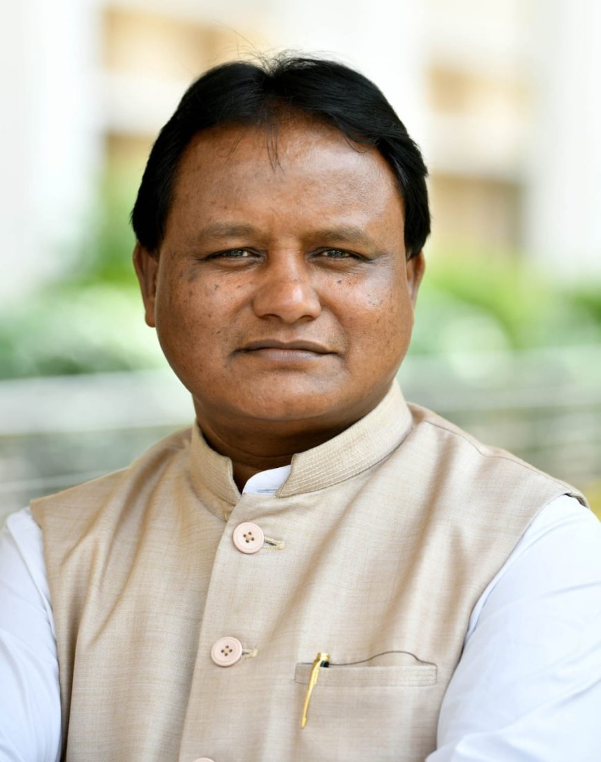 ରେଡ୍ ପୂର୍ବରୁ ମୋ ପାଖକୁ ଆସିଥିଲା ଫାଇଲ୍ CM .