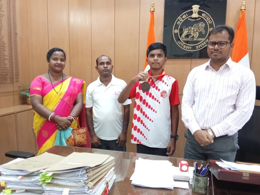 ଯୁବ କ୍ରୀଡାବିତଙ୍କୁ ଉତ୍ସାହିତ କଲେ ଜିଲ୍ଳାପାଳ .