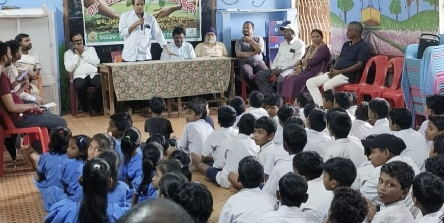 ପି ସି ବିଦ୍ୟାଳୟରେ " ମା' ପାଇଁ ଗଛ ଟିଏ' କାର୍ଯ୍ୟକ୍ରମ ଅନୁଷ୍ଠିତ .
