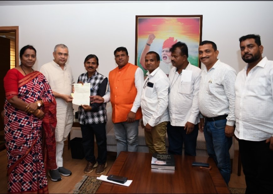 ରେଳ ମନ୍ତ୍ରୀଙ୍କୁ ଭେଟିଲେ ମୟୂରଭଞ୍ଜ ପ୍ରତିନିଧି ଦଳ I