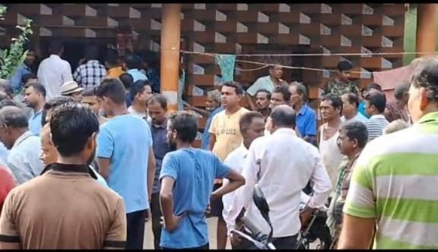 ବଡ଼ପଡା ପଞ୍ଚାୟତ କାଠିଆପଡା ଅଞ୍ଚଳରେ କିରାସିନି ଢାଳି ହୋଇ ପୁଣି ଜଳିଗଲେ ଜଣେ ଛାତ୍ରୀ , ଘଟଣାସ୍ଥଳରେ ଛାତ୍ରୀଙ୍କର ମୃତ୍ୟୁ। I