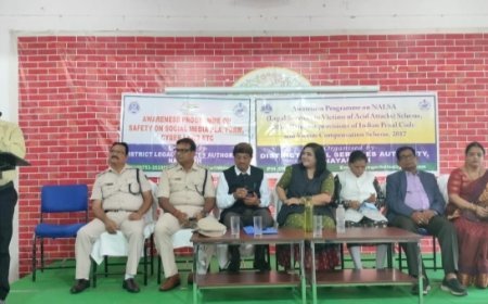 ନୟାଗଡ଼ ଜିଲ୍ଲା ଆଇନ ସେବା ପ୍ରାଧିକରଣ ତରଫରୁ ସରକାରୀ ଆଇ ଟି ଆଇ କଲେଜ ଖୁଣ୍ଟୁବନ୍ଧ ରେ ଆଇନ ସଚେତନତା ଶିବିର