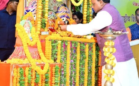 ଆଜି କେନ୍ଦ୍ରୀୟ ସଂସ୍କୃତ ବିଶ୍ୱ ବିଦ୍ୟାଳୟ, ପୁରୀଠାରେ ଆୟୋଜିତ ରାଷ୍ଟ୍ରୀୟ ଶିକ୍ଷାନୀତି ୨୦୨୦ ସନ୍ଦର୍ଭରେ, ଭାରତୀୟ ଜ୍ଞାନ ପରମ୍ପରା ସମ୍ପର୍କରେ ଆଲୋଚନା ଚକ୍ର କାର୍ଯ୍ୟକ୍ରମରେ ମୁଖ୍ୟମନ୍ତ୍ରୀ ଶ୍ରୀ ମୋହନ ଚରଣ ମାଝୀ