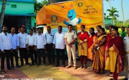 ପଟ୍ଟାମୁଣ୍ଡାଇ ଗ୍ରାମାଞ୍ଚଳର ଲୋକପ୍ରିୟ ଥାନା ଅଧିକାରୀ ଶ୍ରୀଯୁକ୍ତ ଶ୍ରୀକାନ୍ତ