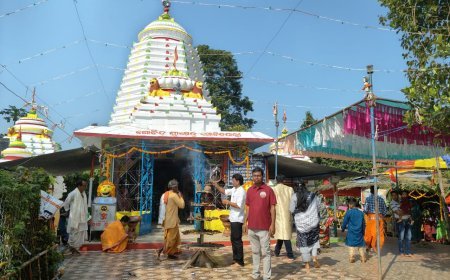 ଗୋବିନ୍ଦପାଲି ଜଗନ୍ନାଥ ମନ୍ଦିରରେ ଅଷ୍ଟପ୍ରହରୀ ନାମଯଜ୍ଞ ଓ ଲକ୍ଷେ ଦ୍ବୀପ ପ୍ରଜ୍ବଳନ।