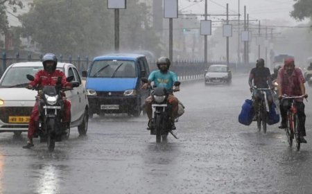 ଶୀତ ଭିତରେ ଆସୁଛି ବର୍ଷା ।