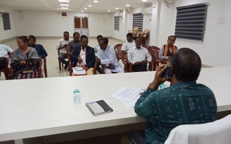 କବି ସମ୍ମିଳନୀ ଓ ଗଣମାଧ୍ୟମ ପ୍ରଚାର ପ୍ରସାର କମିଟି ବୈଠକ ଅନୁଷ୍ଠିତ I