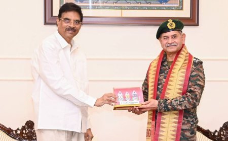 ରାଜ୍ୟପାଳଙ୍କୁ ଭେଟିଲେ ସ୍ଥଳସେନା ମୁଖ୍ୟ.