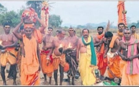 କଣ୍ଟିଲୋ ରେ ଚଳିତବର୍ଷ ବାବାକପିଳେଶ୍ୱର ଓ କୃଷ୍ନେଶ୍ଵର ଙ୍କ ୧୩ ଦିନିଆ ଦଣ୍ଡ ଉତ୍ସବ ଆରମ୍ଭ।