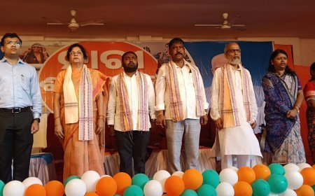 ବାଲେଶ୍ୱର  ଜିଲ୍ଲା ପ୍ରଶାସନ ଦ୍ବାରା "ନାରୀ ଶକ୍ତି ବନ୍ଦନ" ସଚେତନତା ସଭାଯାତ୍ରା ସମ୍ପନ୍ନ ହେଲା.