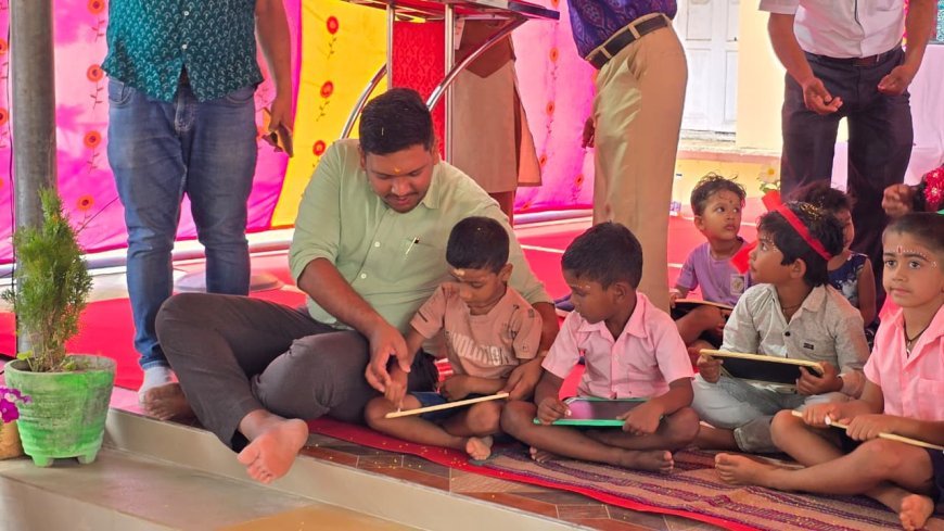 ଅନୁଷ୍ଠିତ ହୋଇଯାଇଛି ପ୍ରବେଶ ଓ ଖଡ଼ି ଛୁଆଁ କାର୍ଯ୍ୟକ୍ରମ ଜିଲ୍ଲା ପ୍ରସାସନ ଓ ଶିକ୍ଷା ବିଭାଗ ଦ୍ବାରା