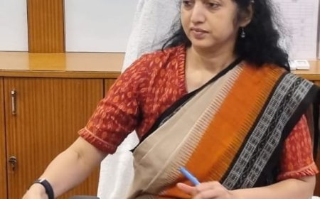*ରାଇଡ୍ ସେୟାରିଂ କରନ୍ତୁ: ଉଷା ପାଢ଼ୀ*