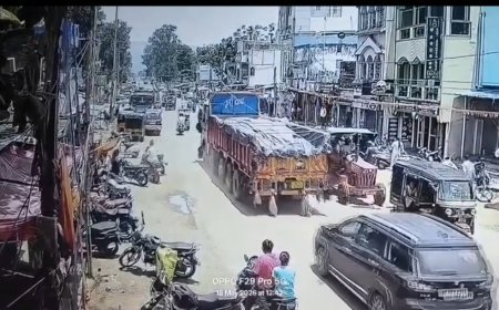 *ଚଳନ୍ତା ଟ୍ରକ ଆଗକୁ ଡେଇଁ ଆତ୍ମହତ୍ୟା, ଭିଡିଓ ଭାଇରାଲ...*