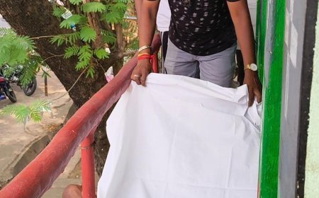 ଅସହାୟ ବୃଦ୍ଧଙ୍କ ମୃତ୍ୟ ଖବର ଶୁଣି ଘଟଣା ସ୍ଥଳରେ ପହଁଚିଲେ ଚିତ୍ରକୋଣ୍ଡା ବିଧାୟକ : ଧଳା ଧୋତି ପିନ୍ଧାଇ ଦେଖାଇଲେ ମାନବିକତା