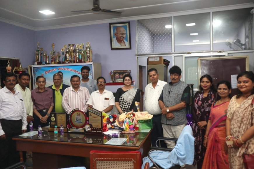 କ୍ୟାପିଟାଲ ହାଇସ୍କୁଲର ପ୍ରଧାନ ଶିକ୍ଷକଙ୍କ ଅବସର ଗ୍ରହଣ ବିଦାୟକାଳୀନ ସଭା