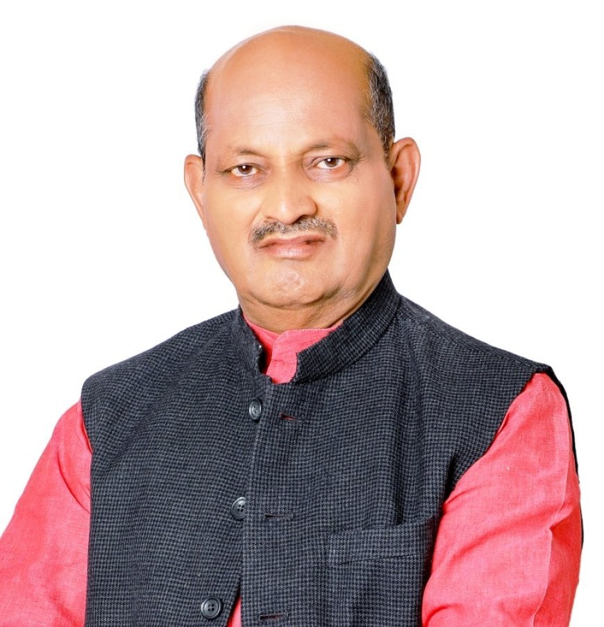 *ମନ୍ତ୍ରୀମଣ୍ଡଳ ସଂପ୍ରସାରଣ ଓ ଅଦଳବଦଳକୁ ନେଇ ପ୍ରକାଶିତ ବିଭ୍ରାନ୍ତକାରୀ ସମ୍ବାଦ ‘ସଂପୂର୍ଣ୍ଣ ଅମୁଳକ ଏବଂ ଆଧାରହୀନ’ : ଶ୍ରୀ ମନମୋହନ ସାମଲ*