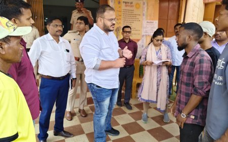 ବଣ୍ଡାଘାଟି ମୁଦୁଲିପଡ଼ାରେ ଜିଲ୍ଲା ସ୍ତରୀୟ ଅଭିଯୋଗ ଶୁଣାଣି ଶିବିର: ୩୨ଟି ସମସ୍ୟାର ସମାଧାନ ପାଇଁ ଜିଲ୍ଲାପାଳଙ୍କ ନିର୍ଦ୍ଦେଶ ,