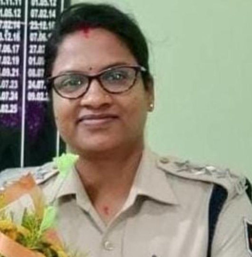 ପଟ୍ଟାମୁଣ୍ଡାଇ ଆଦର୍ଶ ଥାନା ର ଆଇଆଇସି  ଜିଲ୍ଲା ର ଶ୍ରେଷ୍ଠ ଆଇଆଇସି କହିଲେ  ଅତ୍ୟୁକ୍ତି ହେବନି।