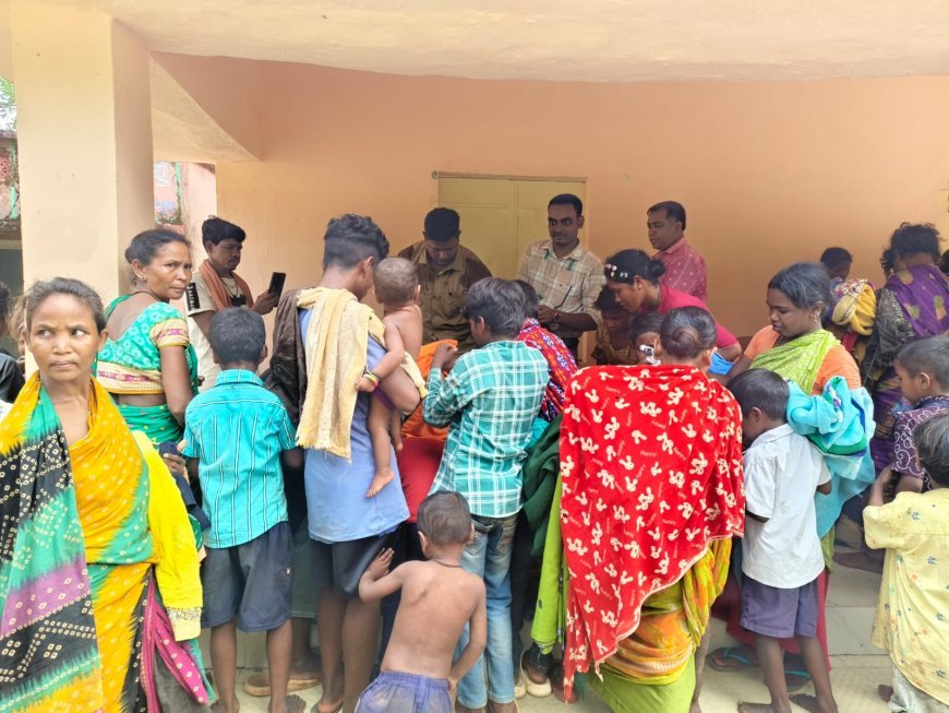 ଅବହେଳିତ ଯୁଆଙ୍ଗ ବସ୍ତି ରେ ଶ୍ରୀ ଜଗନ୍ନାଥ ଟ୍ରଷ୍ଟ ପକ୍ଷରୁ ବସ୍ତ୍ର ବଣ୍ଟନ କାର୍ଯ୍ୟକ୍ରମ.