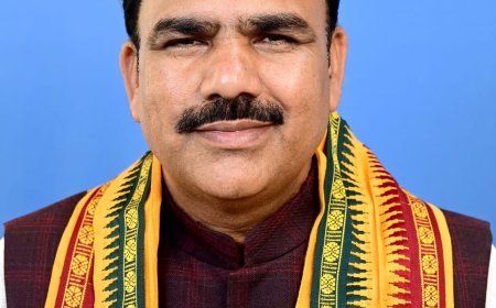 ଗଣଶିକ୍ଷାମନ୍ତ୍ରୀଙ୍କ_ଇସ୍ତଫା_ଦାବି_କଲେ_ନବୀନ