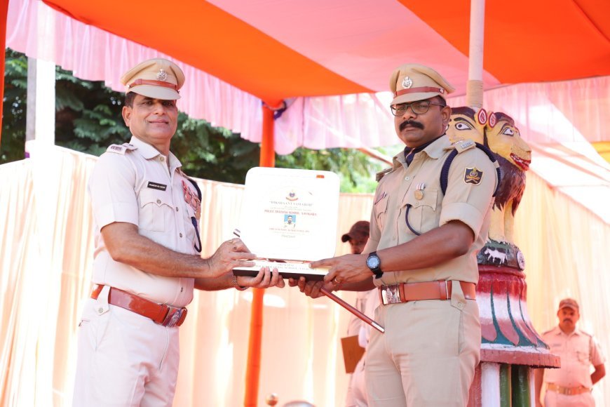 ଦ୍ୱିତୀୟ ବ୍ୟାଚ୍ ଗାଡ଼ିଚାଳକ ପ୍ରଶିକ୍ଷଣ ଶିବିରର ଦୀକ୍ଷାନ୍ତ ସମାରୋହ ଅନୁଷ୍ଠିତ