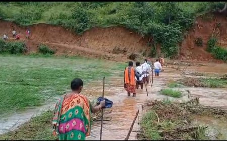 ପ୍ରଶାସନ ନିଦ୍ରାରେ, ଅଞ୍ଚଳବାସୀ ବିପଦରେ, ରାସ୍ତା ନିର୍ମାଣ ହେବ ସ୍ବପ୍ନ ରେ