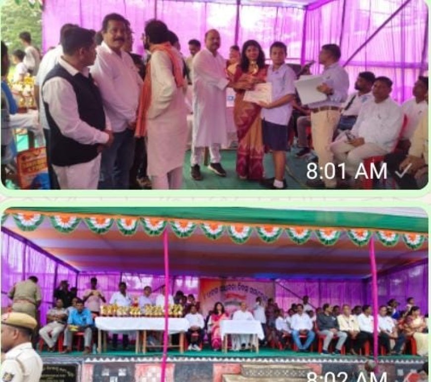 ଏମ୍ ଏନ୍ ହାଇସ୍କୁଲ୍ ପ୍ୟାରେଡ୍ ପଡ଼ିଆ ରେ ପାଳିତ ହେଲା ସ୍ବାଧୀନତା ଦିବସ।